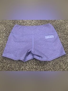 FLEO SHORTS SIZE SMALL